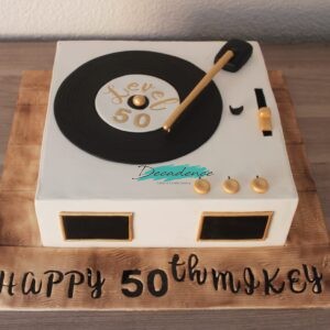 Vinyl cake