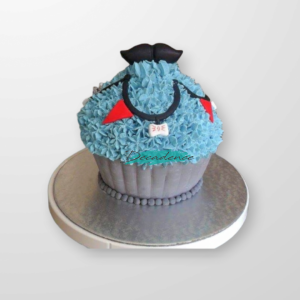 Little mister giant smash cupcake