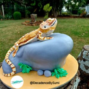 Bearded Dragon cake