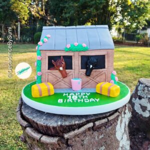 Horse and Stable cake