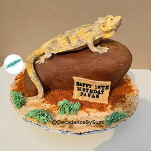 Bearded Dragon Cake
