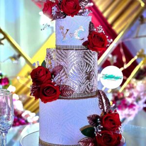 Red, white & gold Wedding Cake